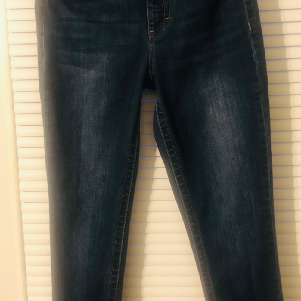 Seven7 Jeans, high rise skinny - Picture 3 of 3